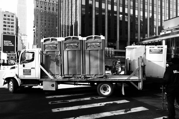 Porta potty rental for outdoor events in Point Venture, TX